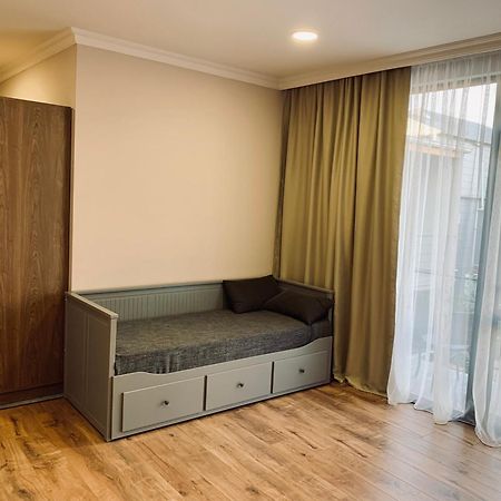 Guest House Smile Кобулети Екстериор снимка