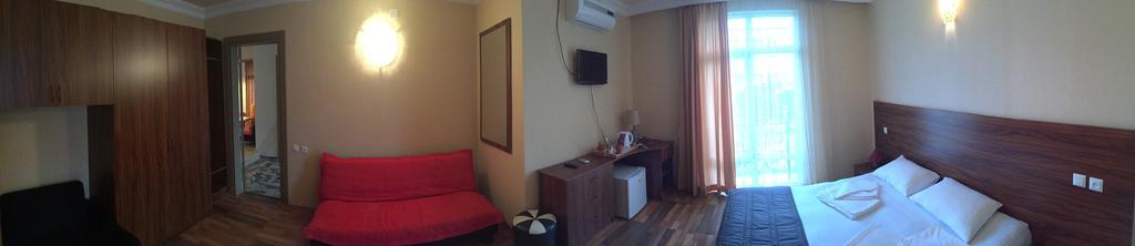 Guest House Smile Кобулети Стая снимка