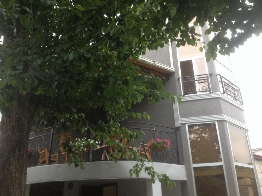 Guest House Smile Кобулети Екстериор снимка