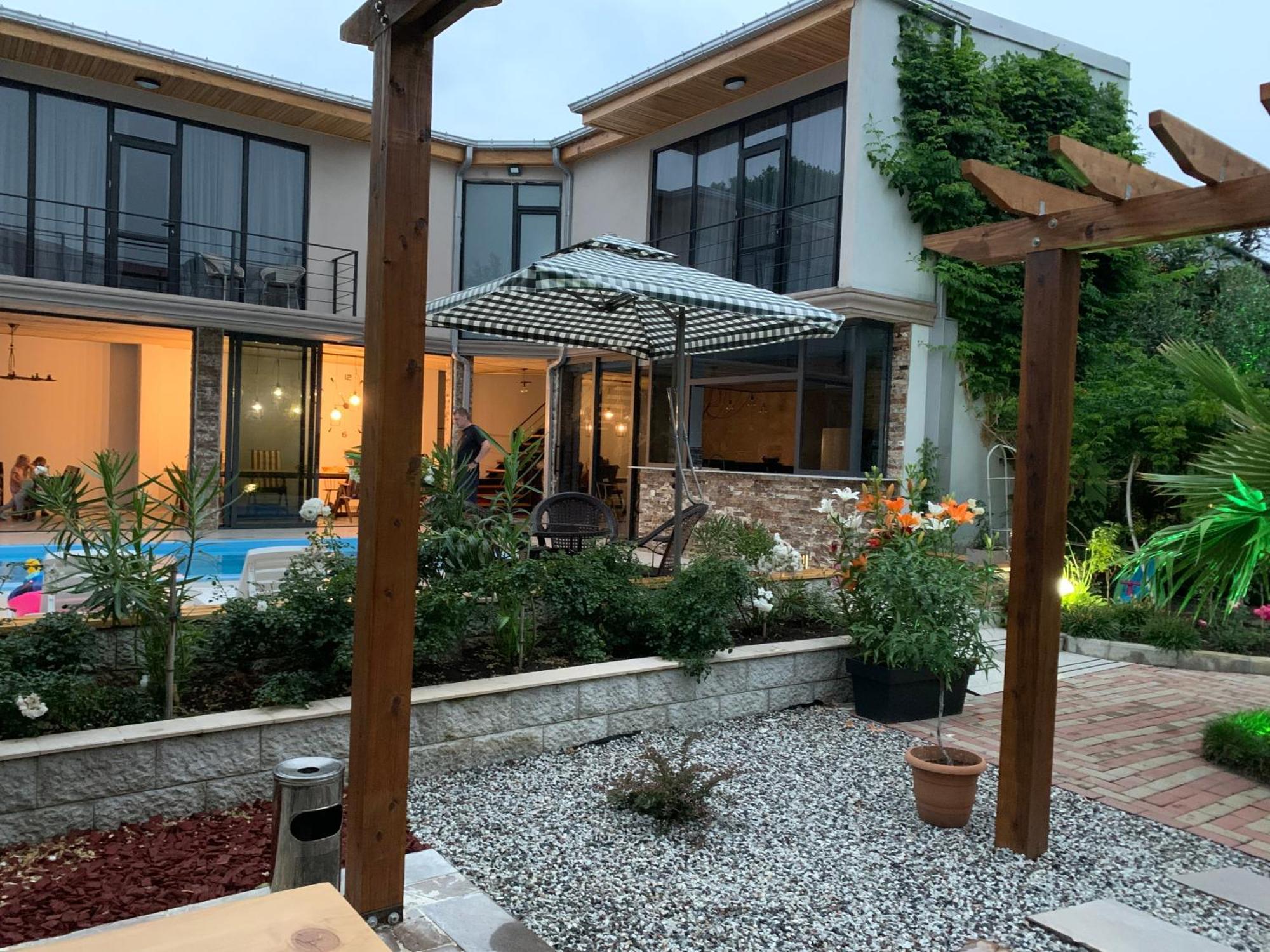 Guest House Smile Кобулети Екстериор снимка