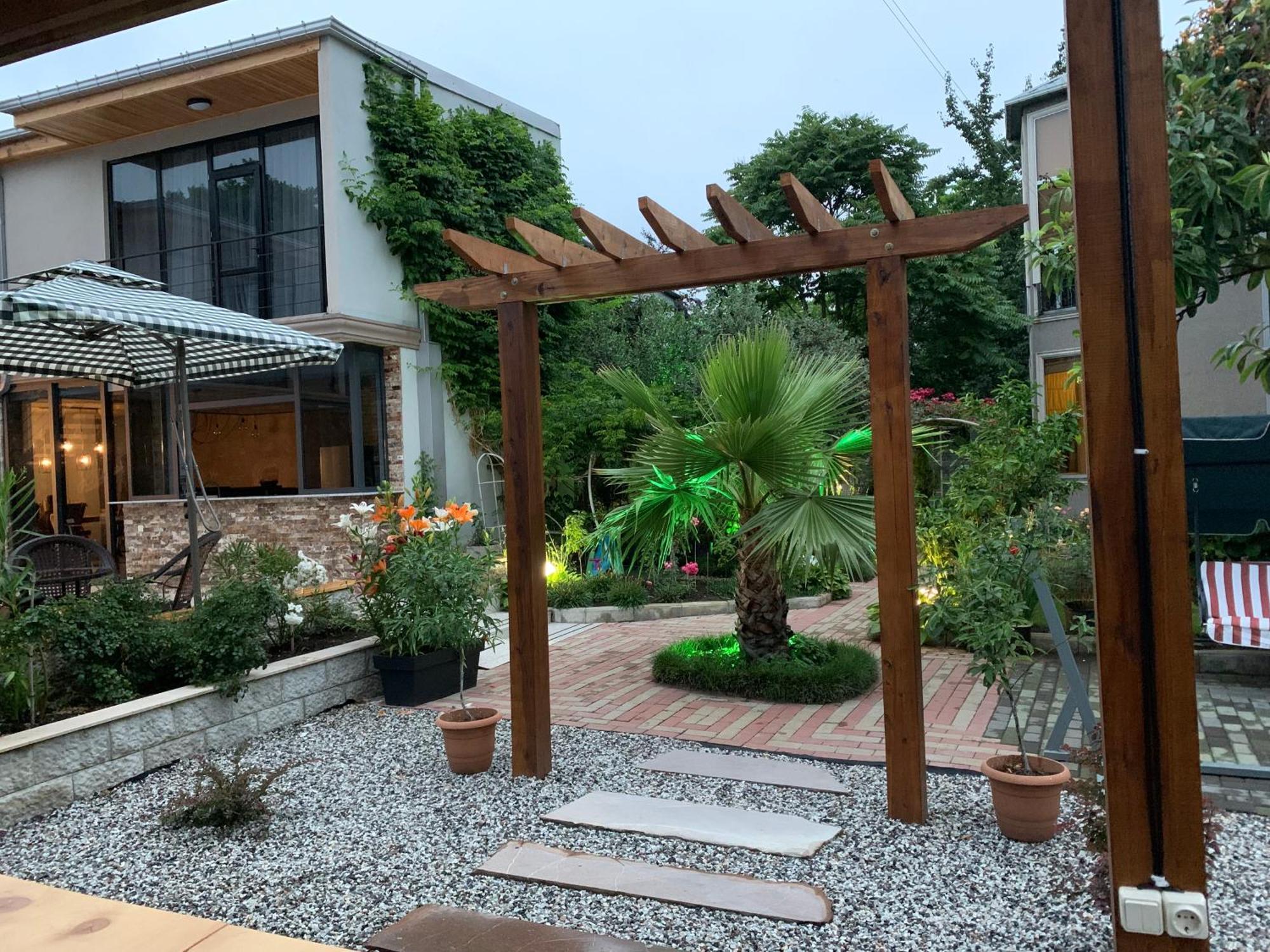 Guest House Smile Кобулети Екстериор снимка