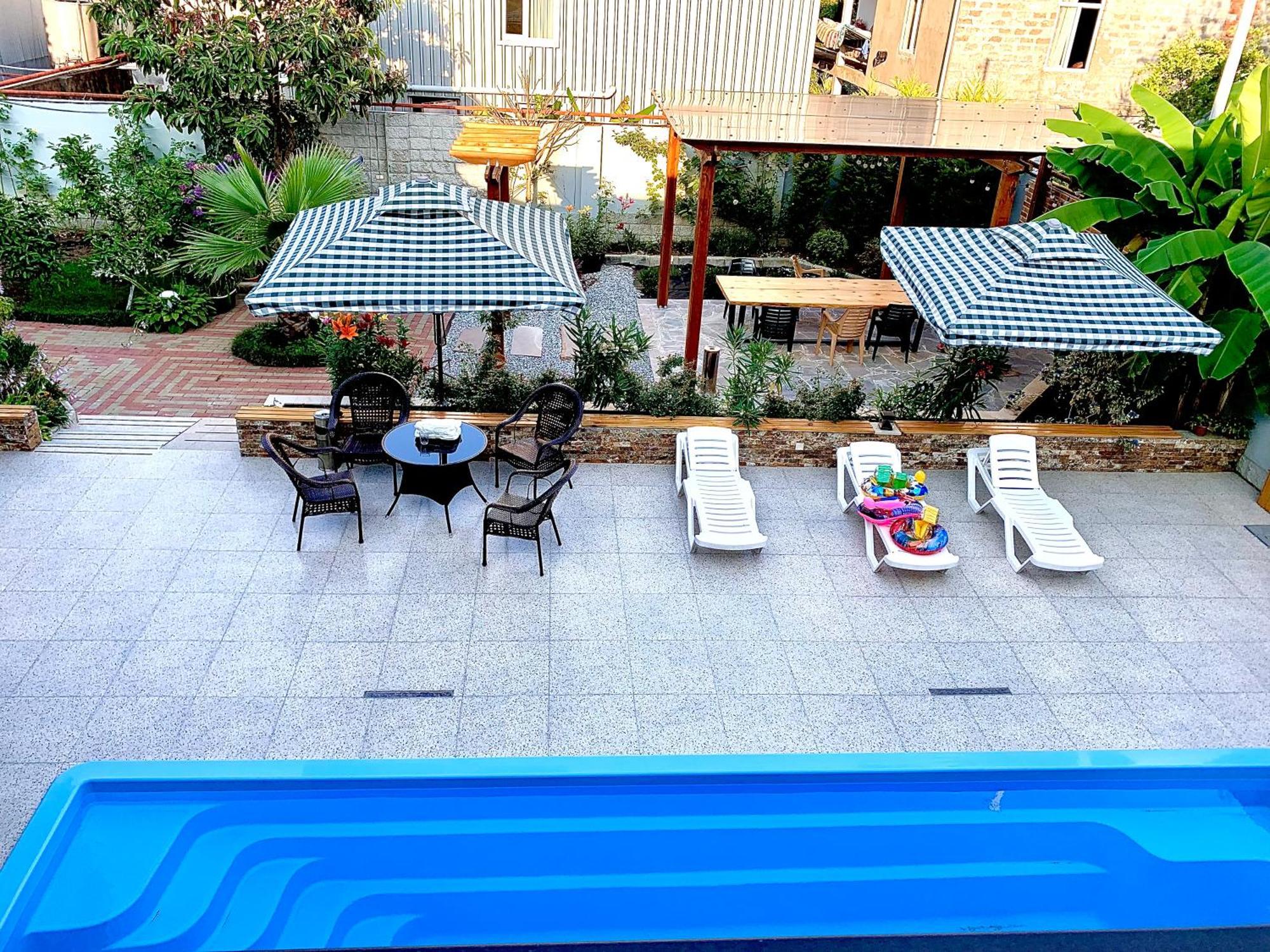Guest House Smile Кобулети Екстериор снимка