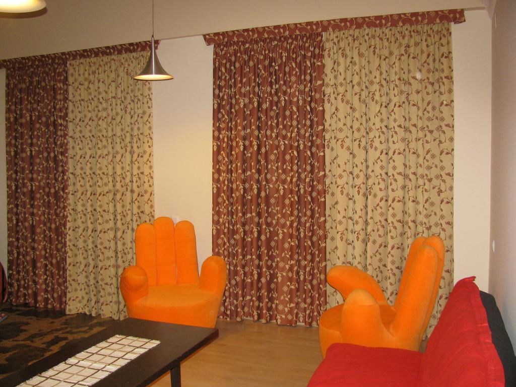 Guest House Smile Кобулети Екстериор снимка