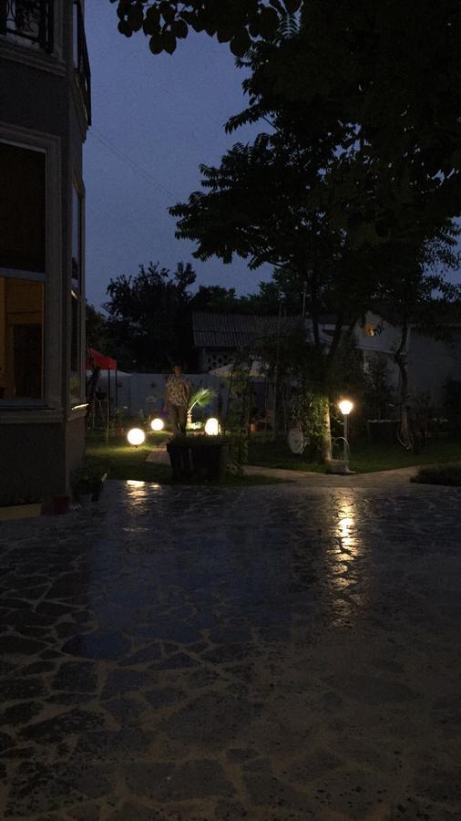 Guest House Smile Кобулети Екстериор снимка