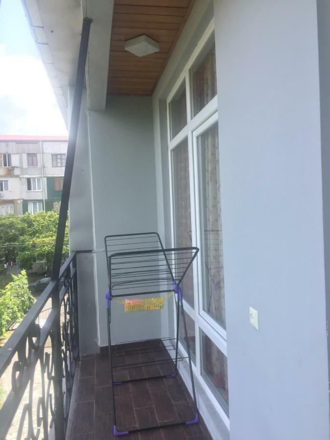Guest House Smile Кобулети Екстериор снимка